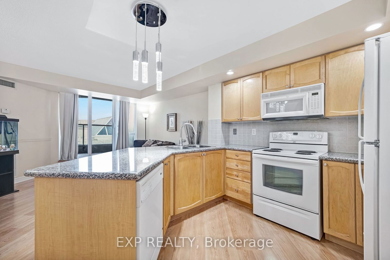 33 Cox Blvd, unit 334 for sale