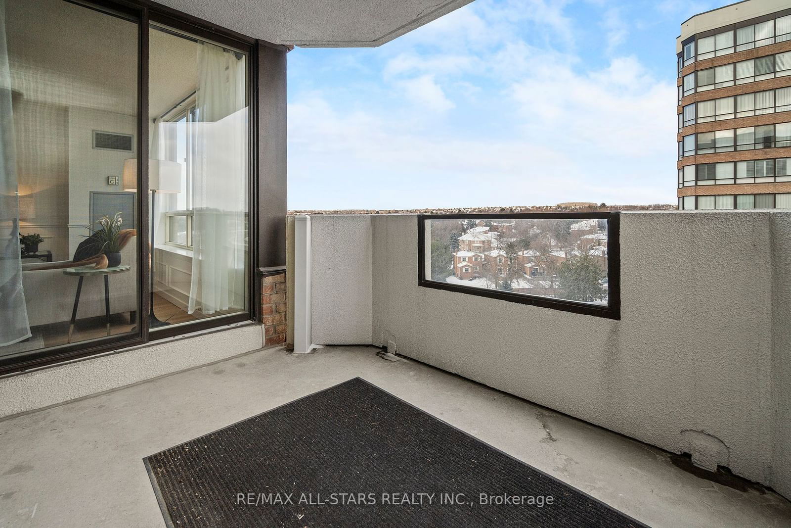 55 Austin Dr, unit 703 for sale