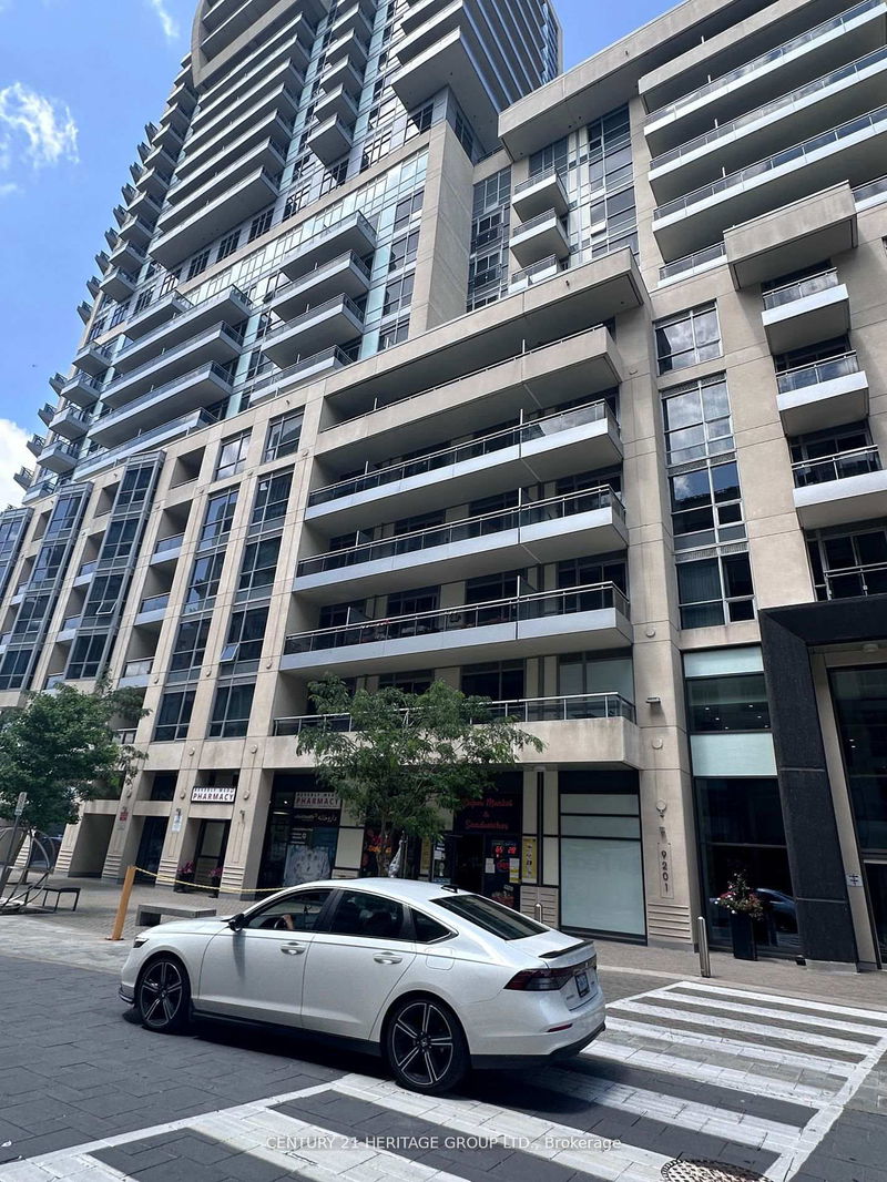 9201 Yonge St, unit 617 for sale