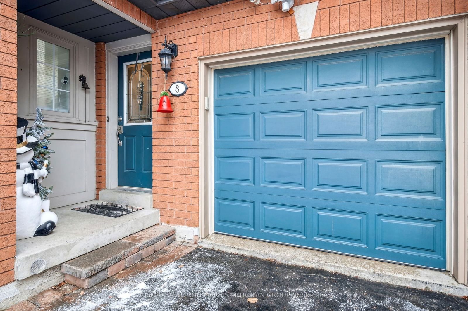 Pinedale Gate, Vaughan, Toronto