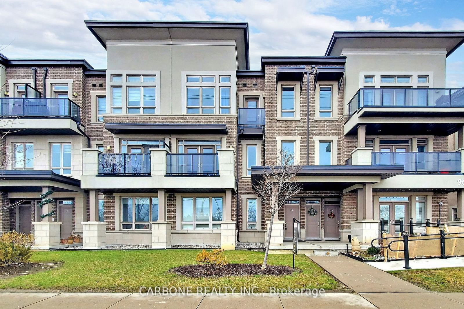 Pure Living Condo Townhomes, Vaughan, Toronto