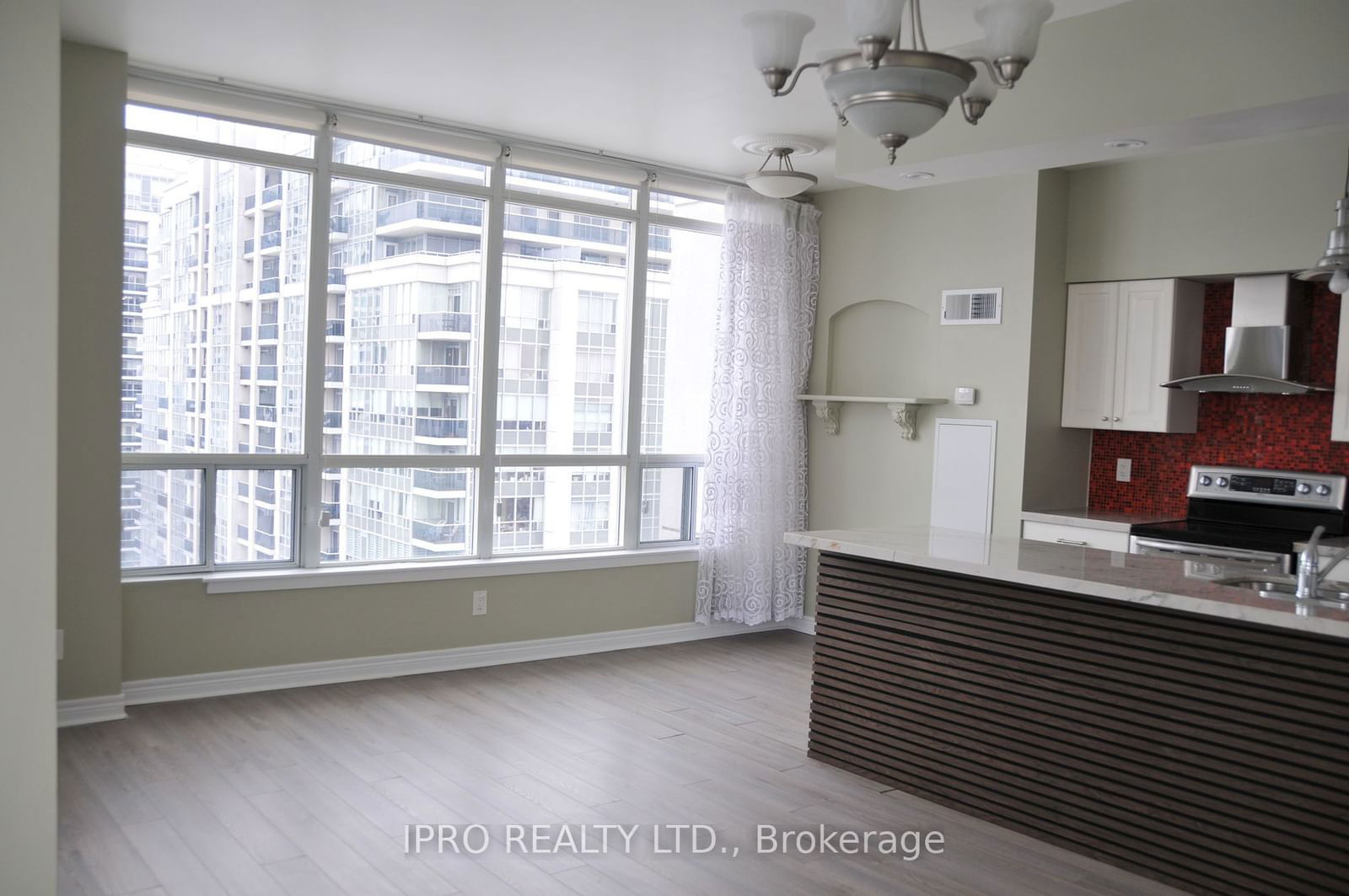 50 Disera Dr, unit 1405 for rent