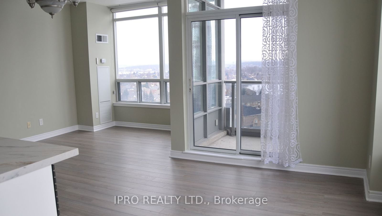 50 Disera Dr, unit 1405 for rent