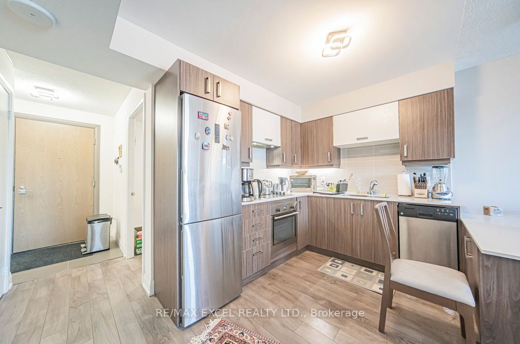 18 Uptown Dr, unit 1609 for sale