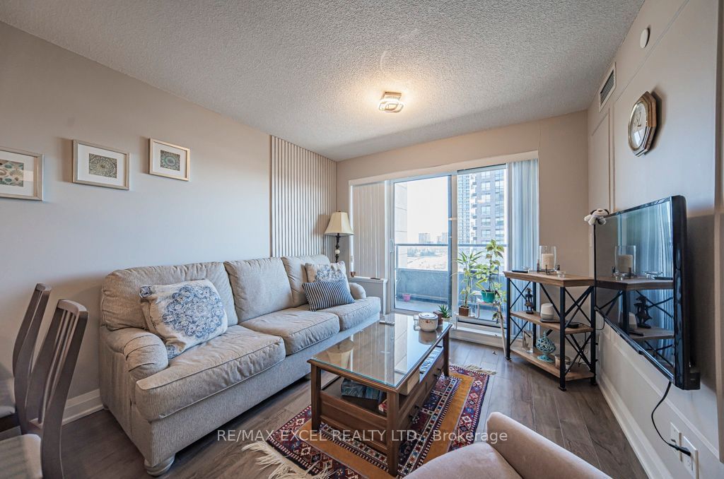 18 Uptown Dr, unit 1609 for sale