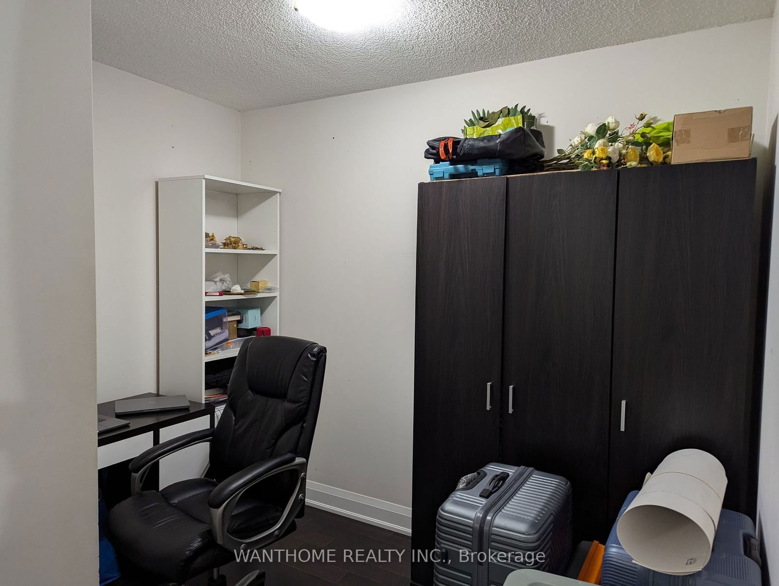 1 Uptown Dr, unit 505 for rent