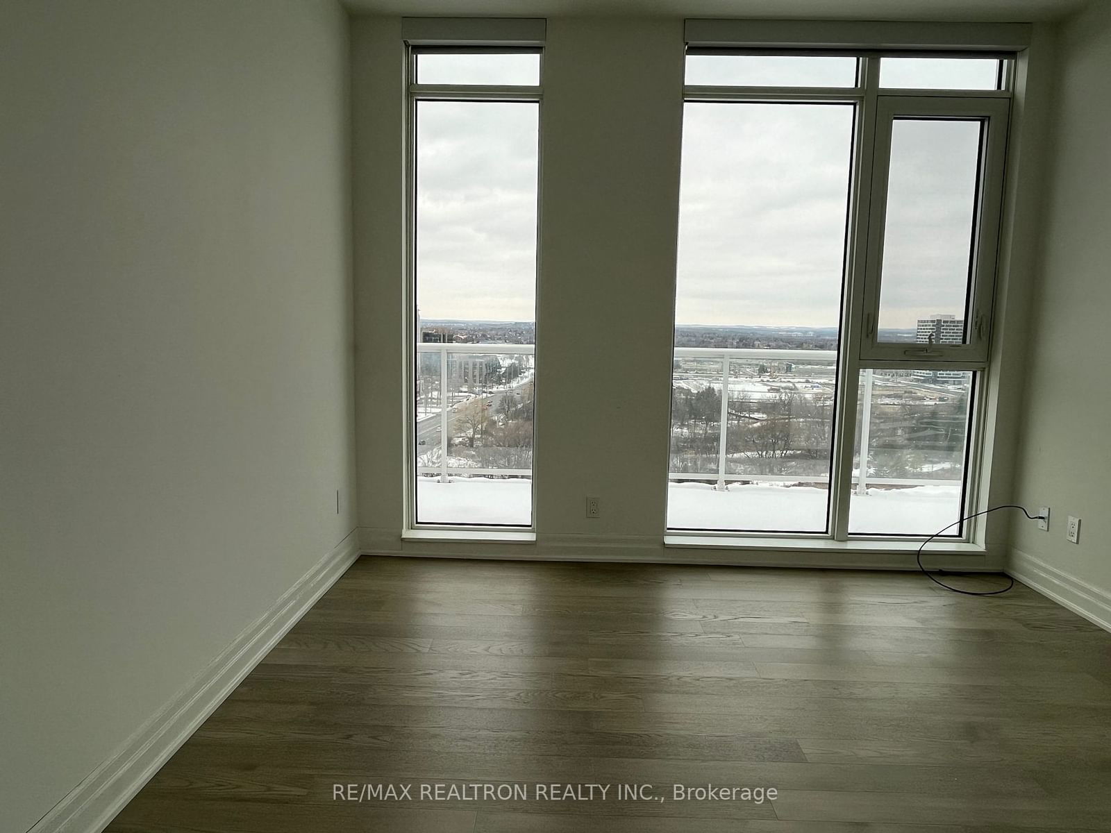 10 Rouge Valley Dr W, unit 1507A for rent