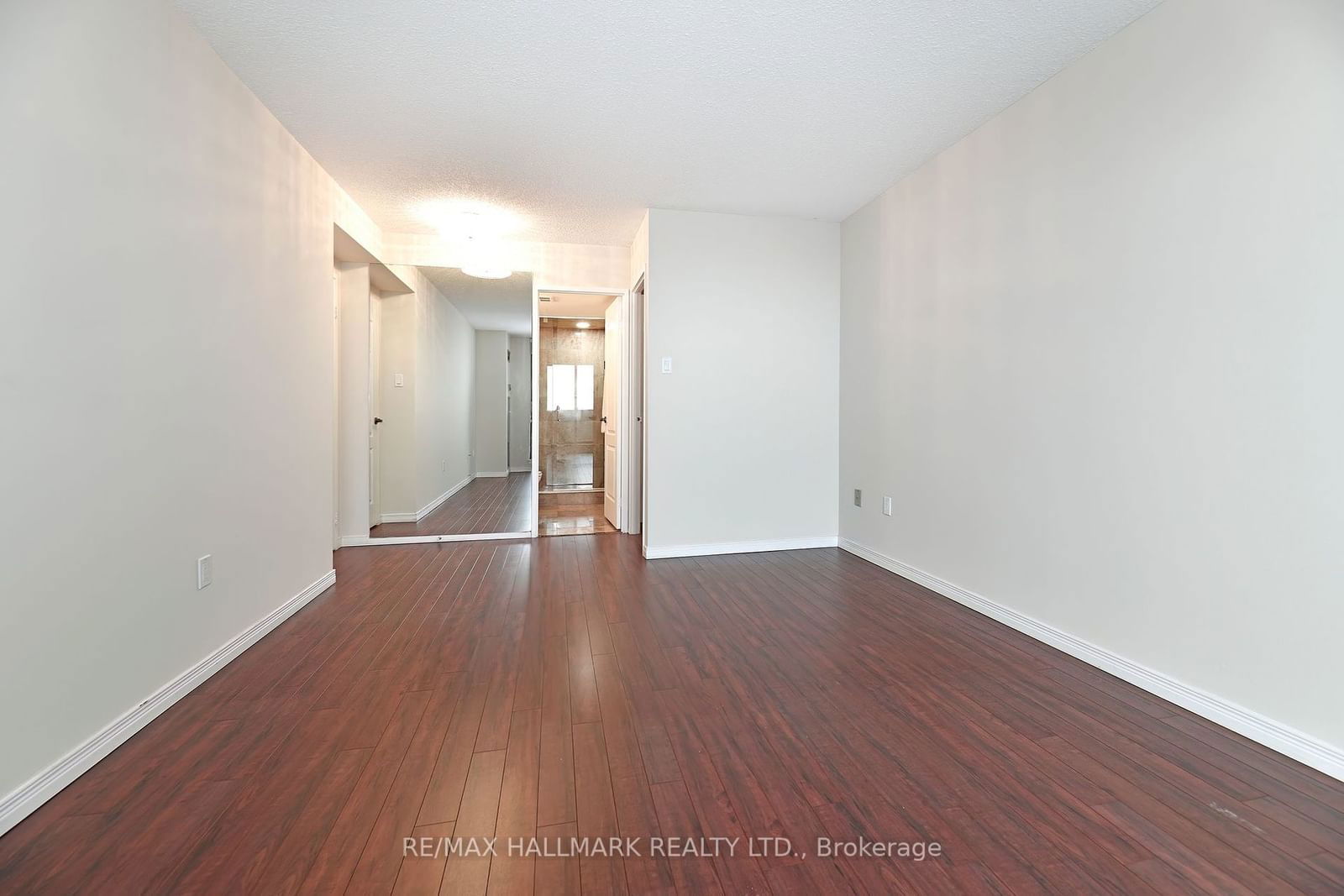 7601 Bathurst St, unit 1104 for rent