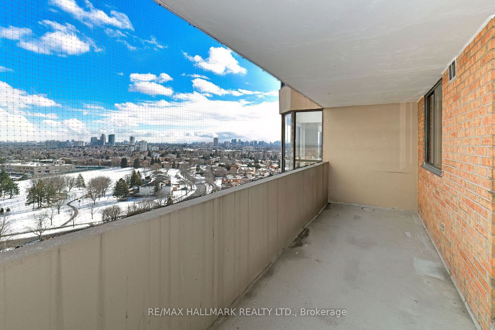 7601 Bathurst St, unit 1104 for rent