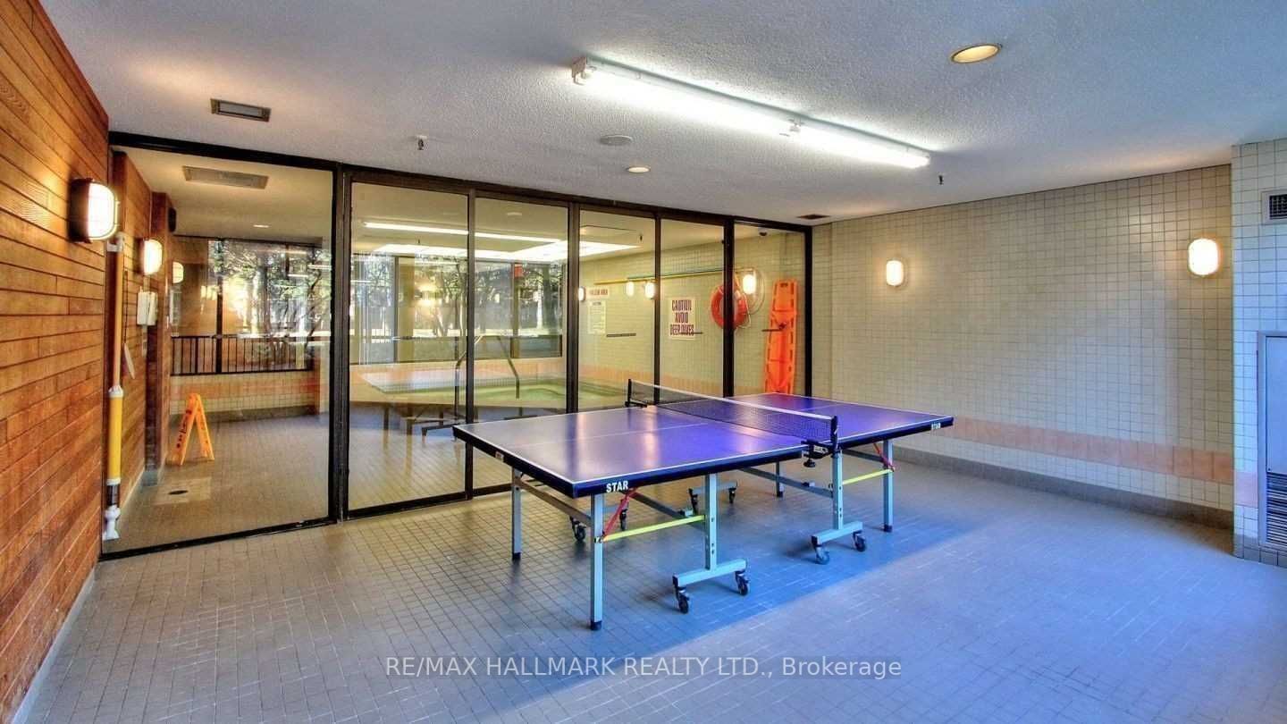 7601 Bathurst St, unit 1104 for rent