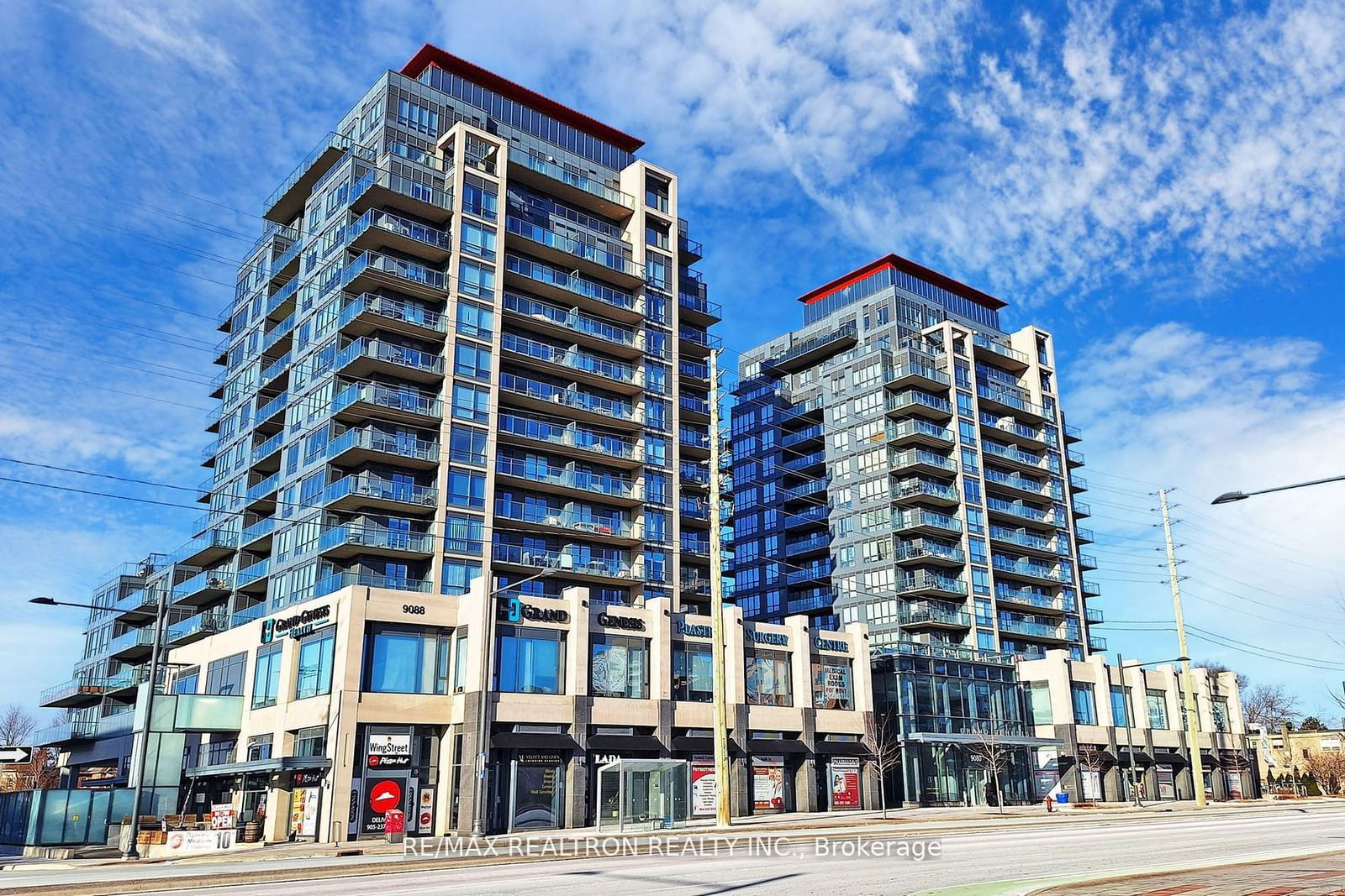 9088 Yonge St, unit 302A for sale