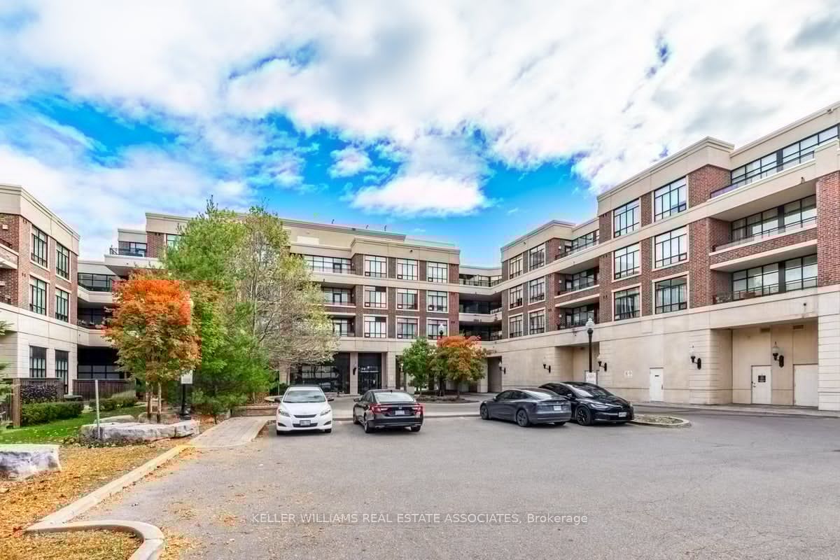 2396 Major Mackenzie Dr, unit 210 for sale