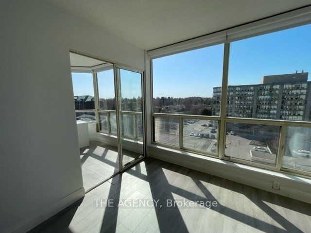 309 Major Mackenzie Dr, unit 810 for rent