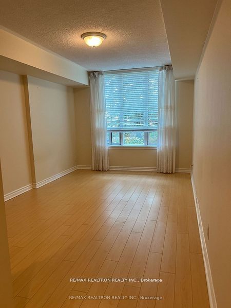 50 The Boardwalk Way, unit 104 for rent