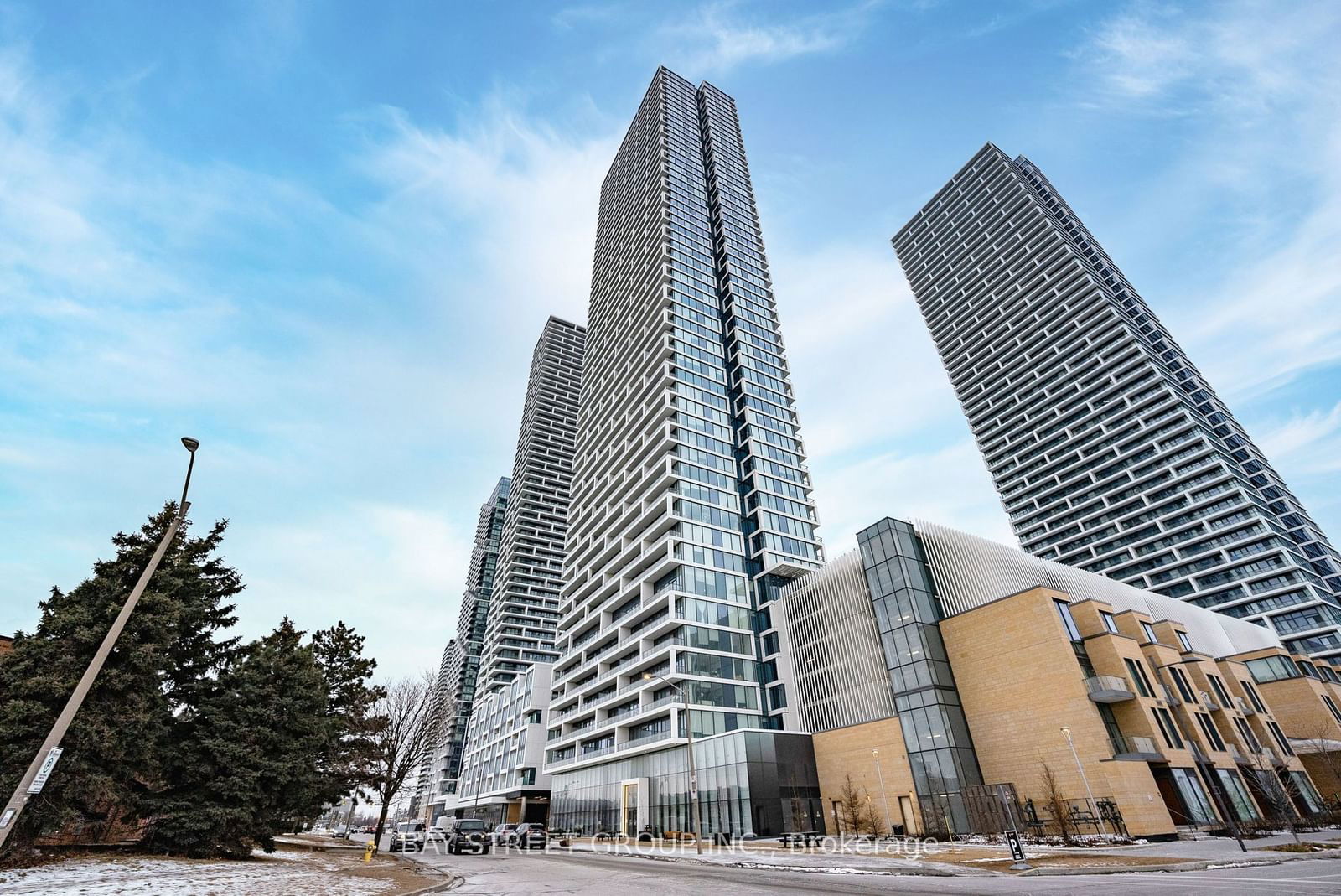 898 Portage Pkwy, unit 2710 for sale