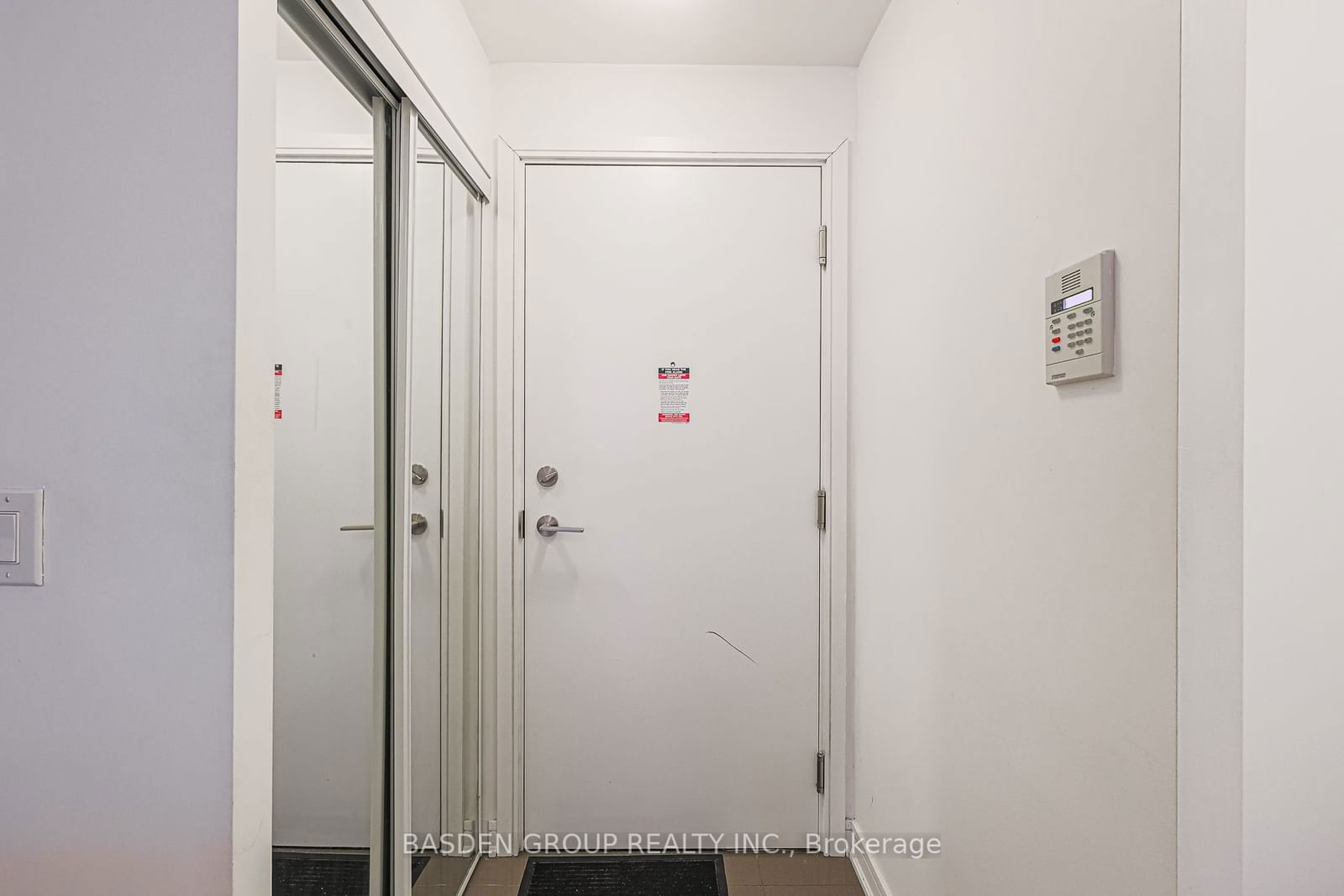 9191 Yonge St, unit 1004SW for rent