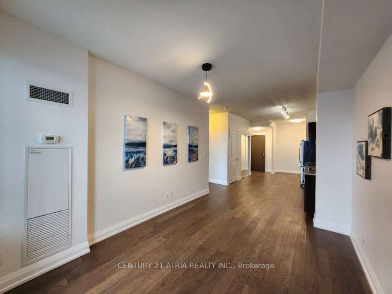 7161 Yonge St, unit 2533 for sale