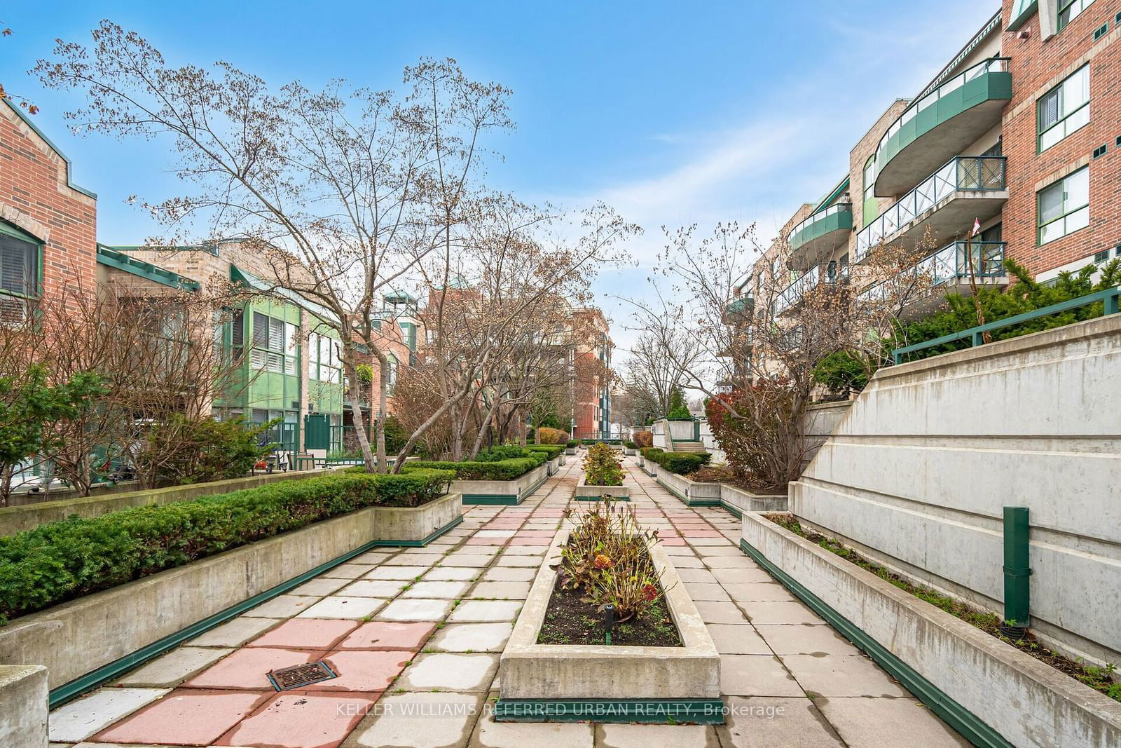 The Terraces of Woodbridge Condos, Vaughan, Toronto