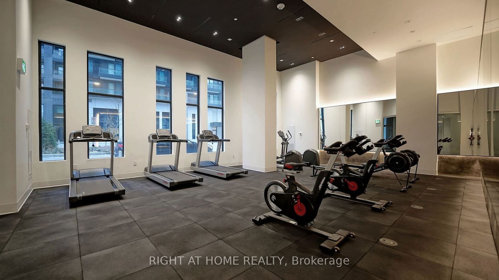 8868 Yonge St, unit #1605E for sale