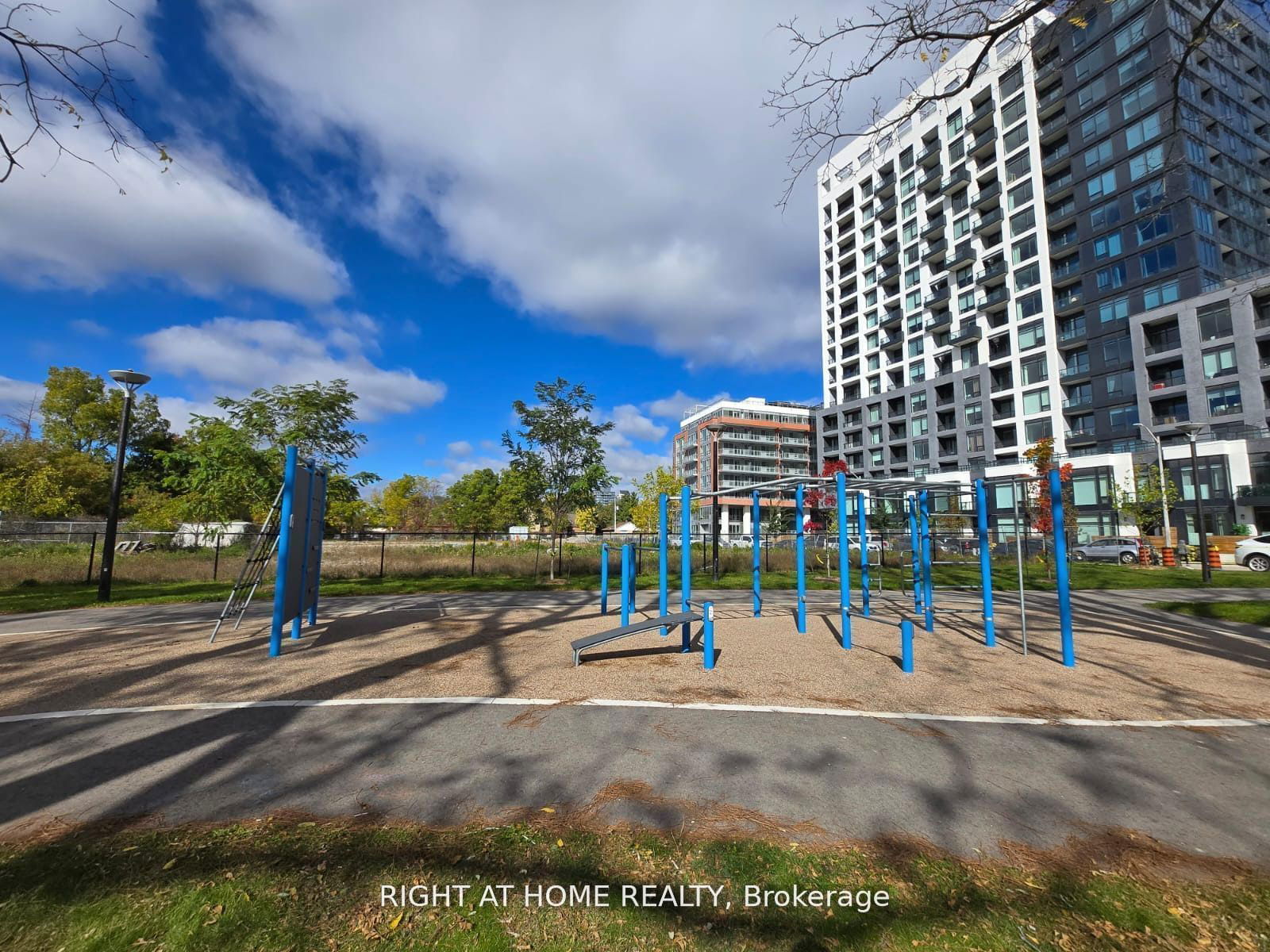 8868 Yonge St, unit #1605E for sale