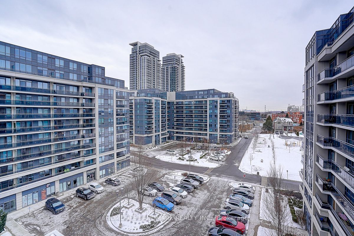 Royal Gardens II Condos, Richmond Hill, Toronto