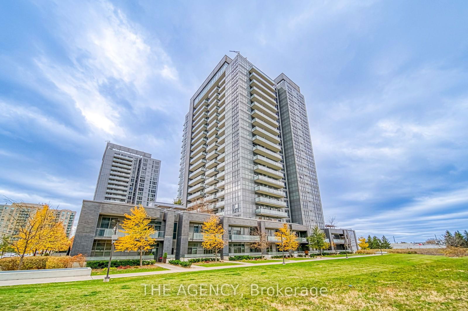 65 Oneida Cres, unit 405 for sale