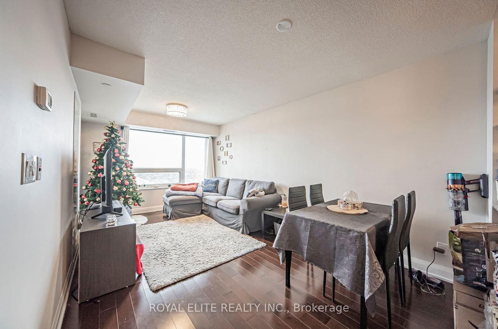 8200 Birchmount Rd, unit 1805 for sale