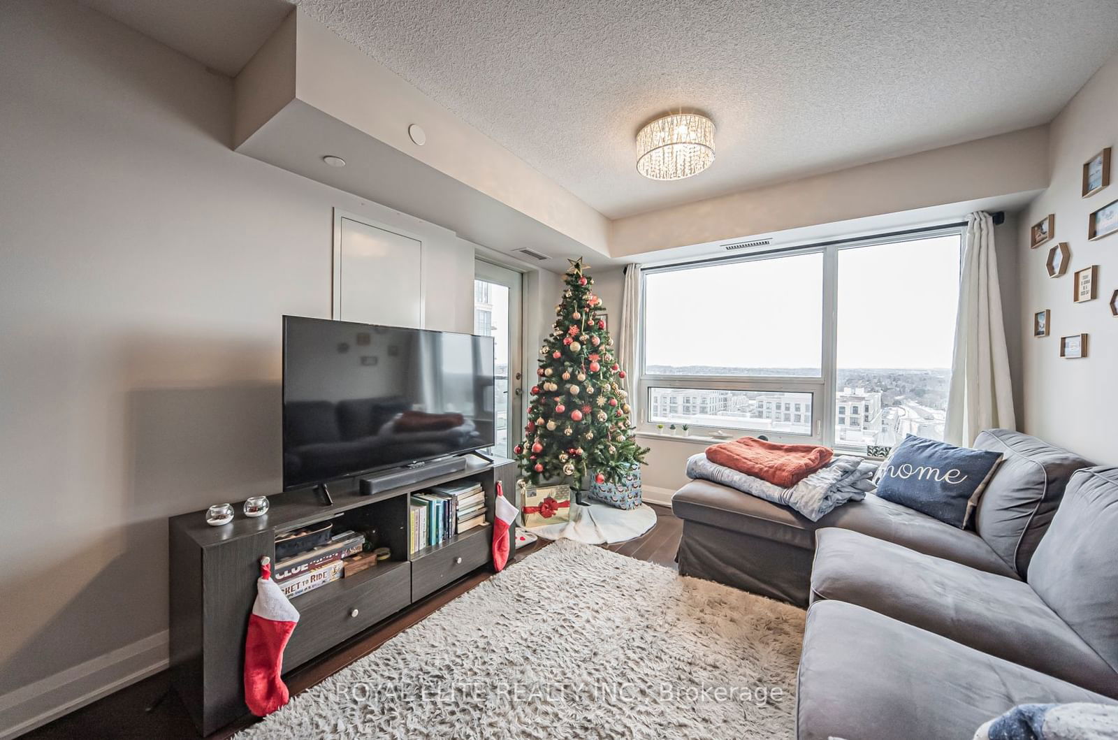 8200 Birchmount Rd, unit 1805 for sale