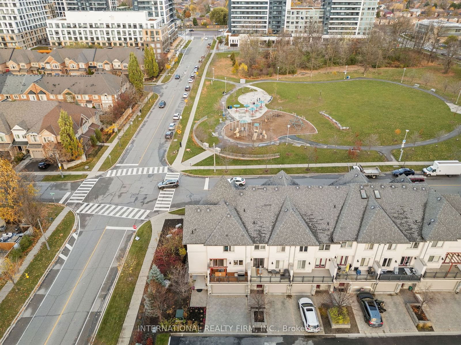 Central Park Condos & Towns, Vaughan, Toronto