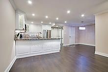 7601 Bathurst St, unit 1010 for sale