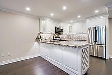 7601 Bathurst St, unit 1010 for sale