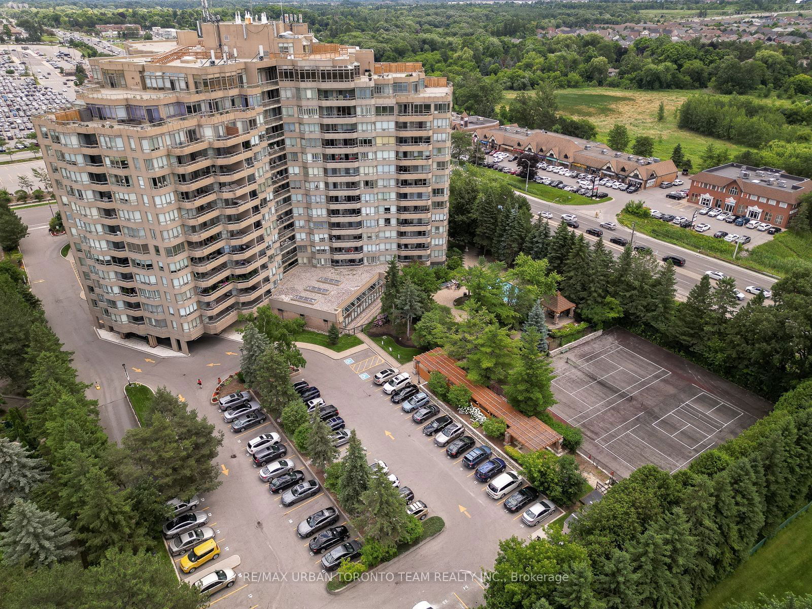 Hunt Club Condos, Markham, Toronto