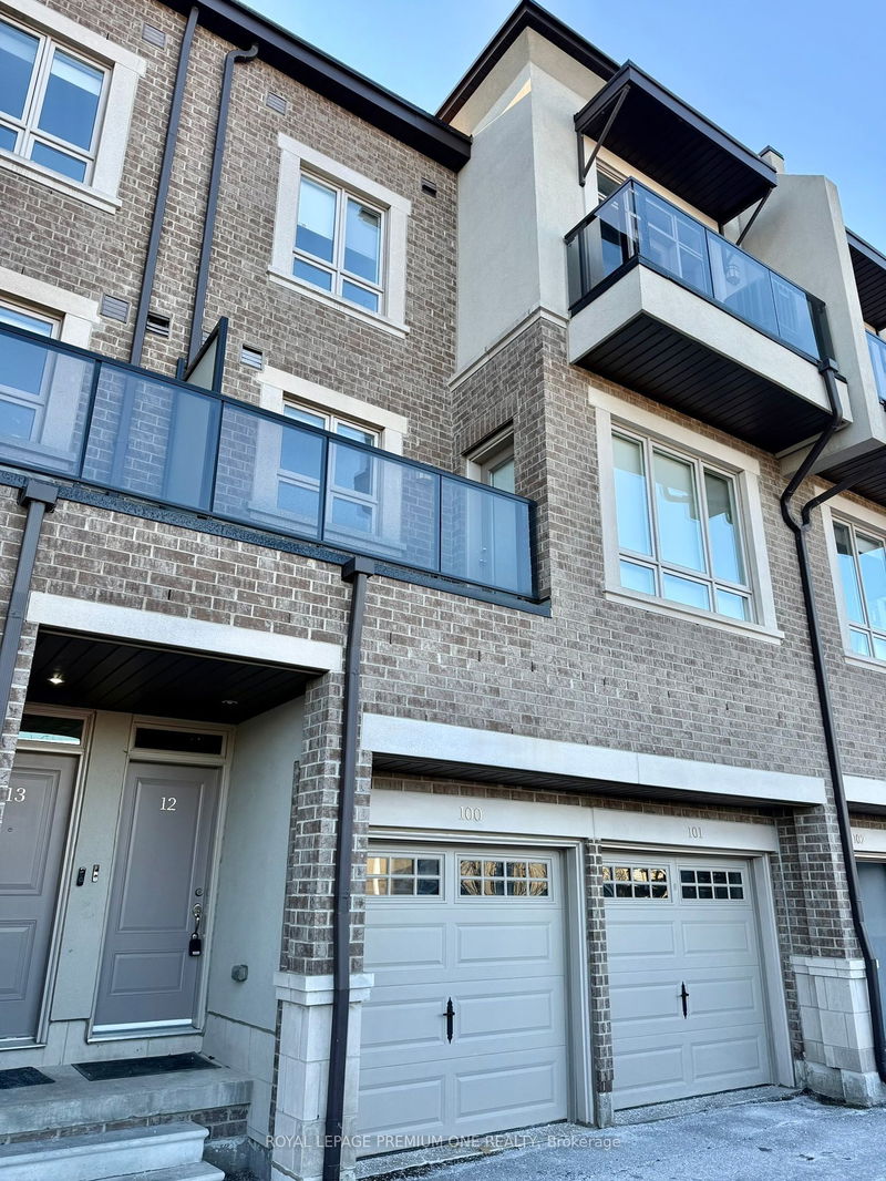 95 Kayla Cres, unit 12 for rent