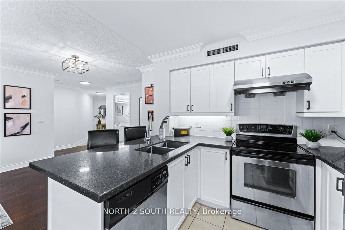 7 North Park Rd, unit 203 for sale