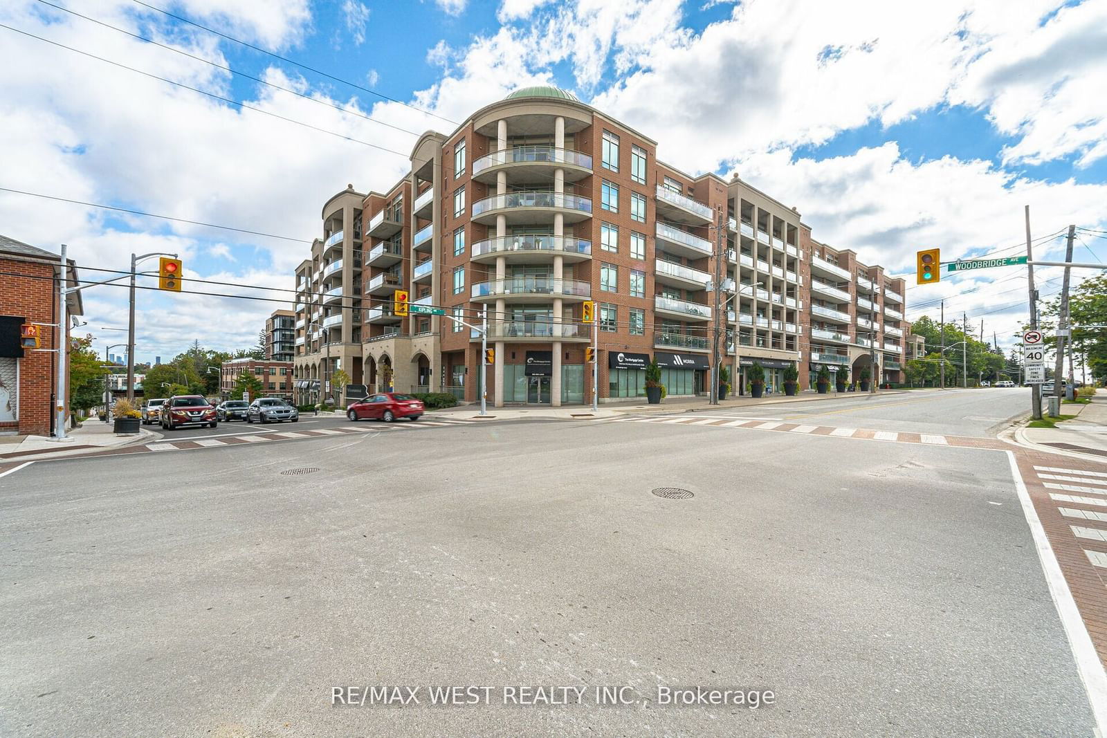 Renaissance Court Condos, Vaughan, Toronto