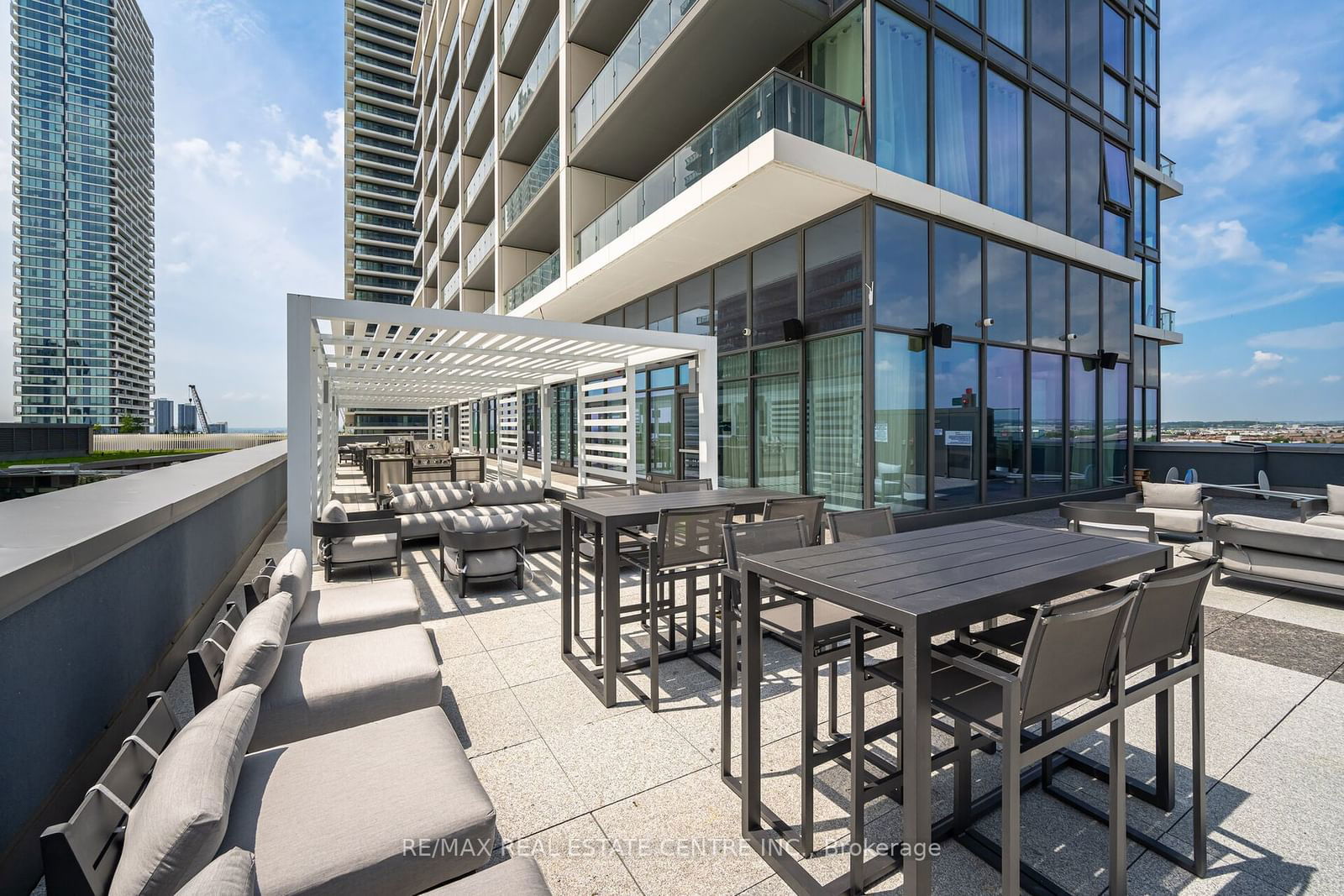 7890 Jane St, unit 5610 for sale