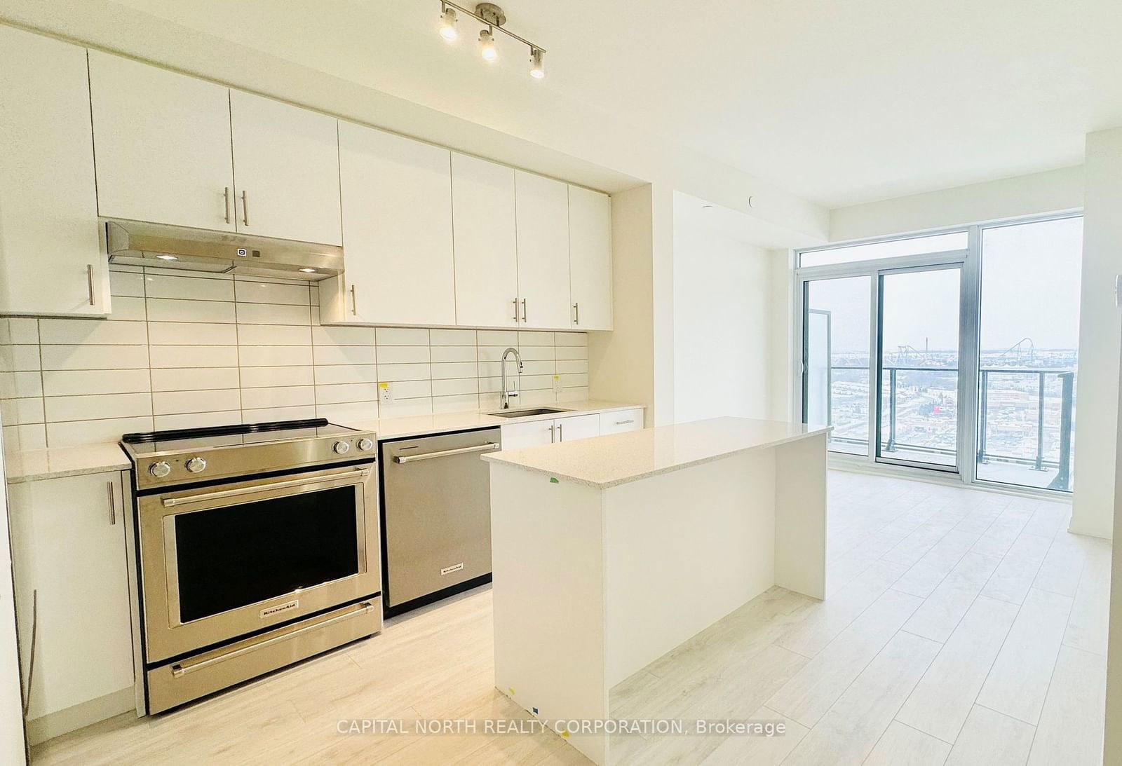 9000 Jane St, unit 2022 for sale