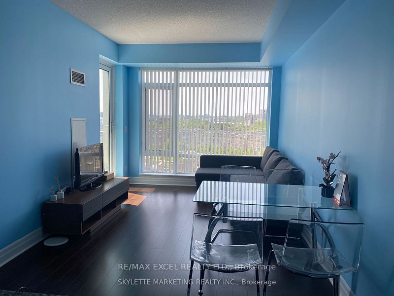 8130 Birchmount Rd, unit 912 for rent