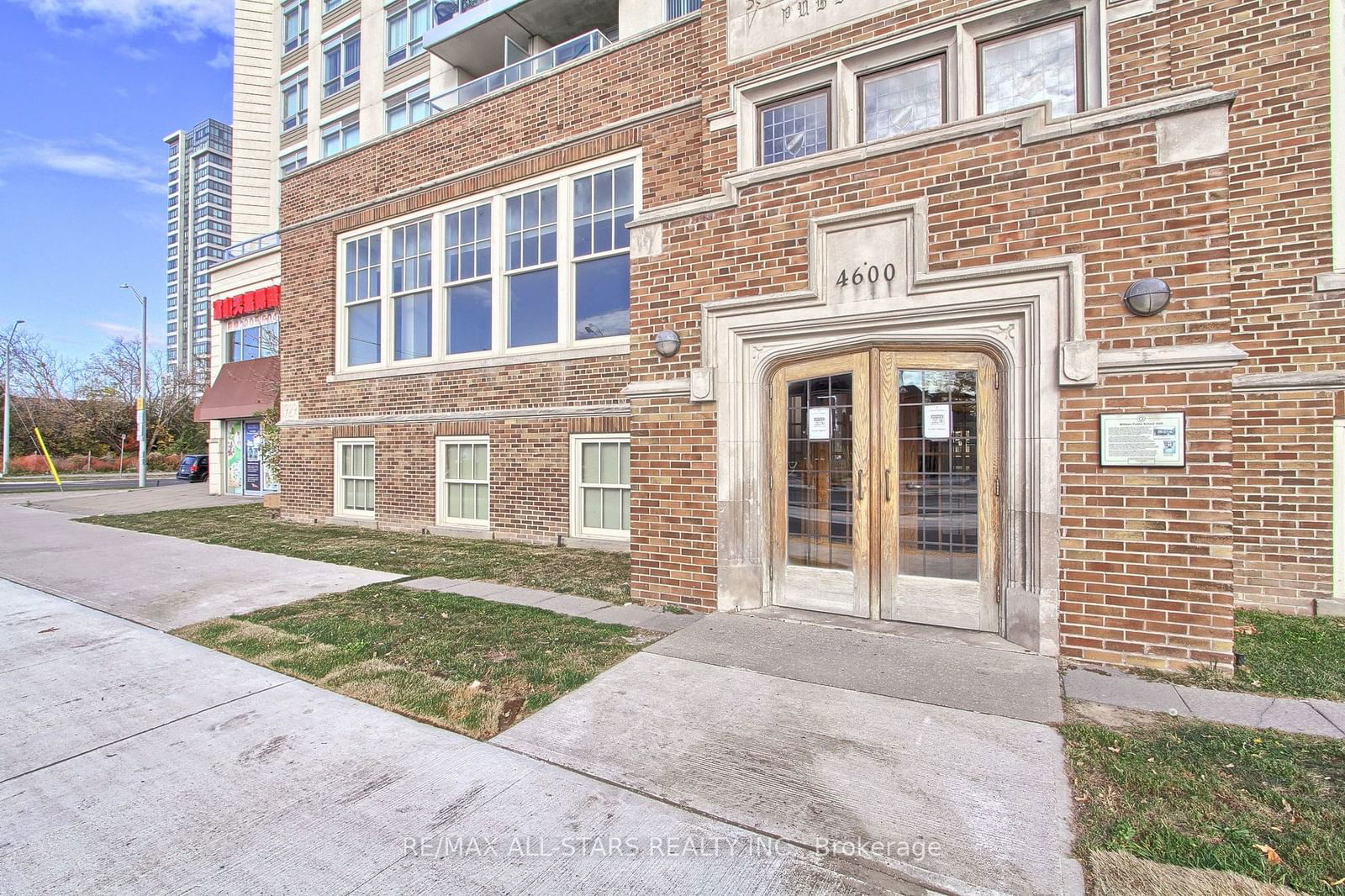 4600 Steeles Ave E, unit 610 for sale