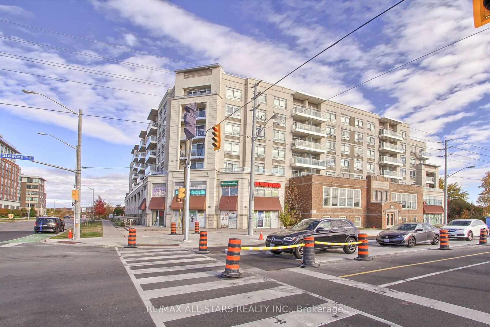 4600 Steeles Ave E, unit 610 for sale