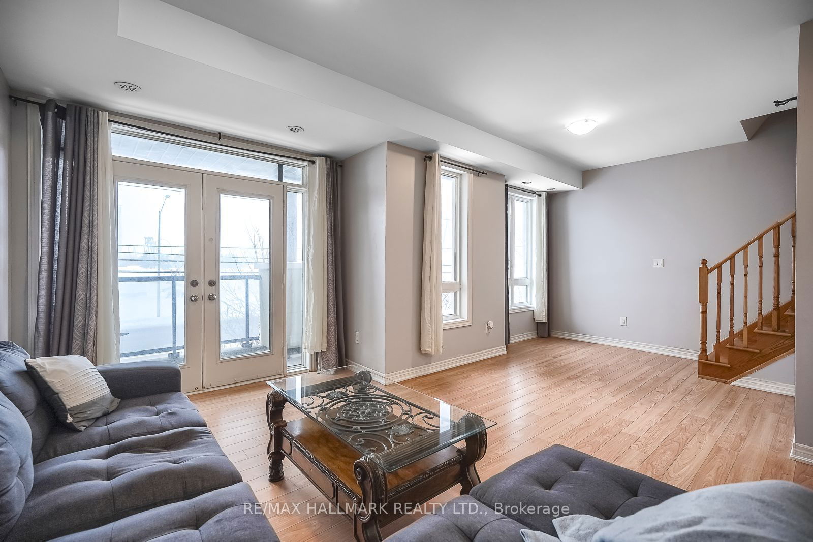 9601 Jane St, unit 9 for sale