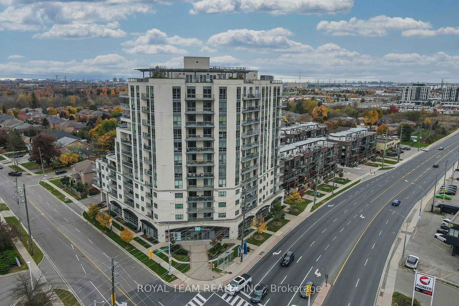 7730 Kipling Ave, unit 905 for sale