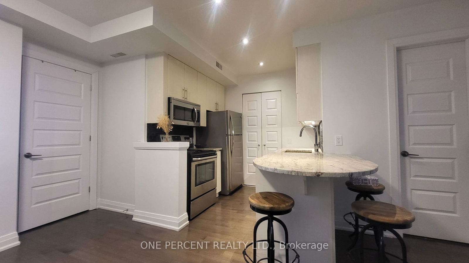 8167 Kipling Ave, unit 41 for rent