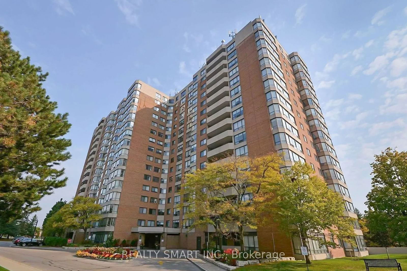 7601 Bathurst Condo, Vaughan, Toronto