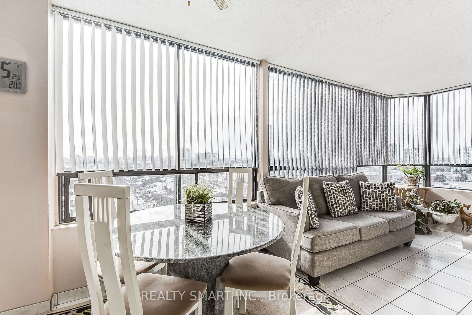 7601 Bathurst Condo, Vaughan, Toronto