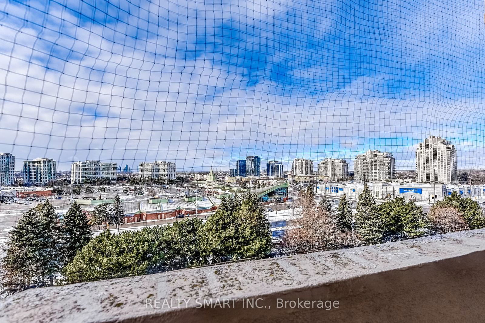 7601 Bathurst St, unit 806 for sale