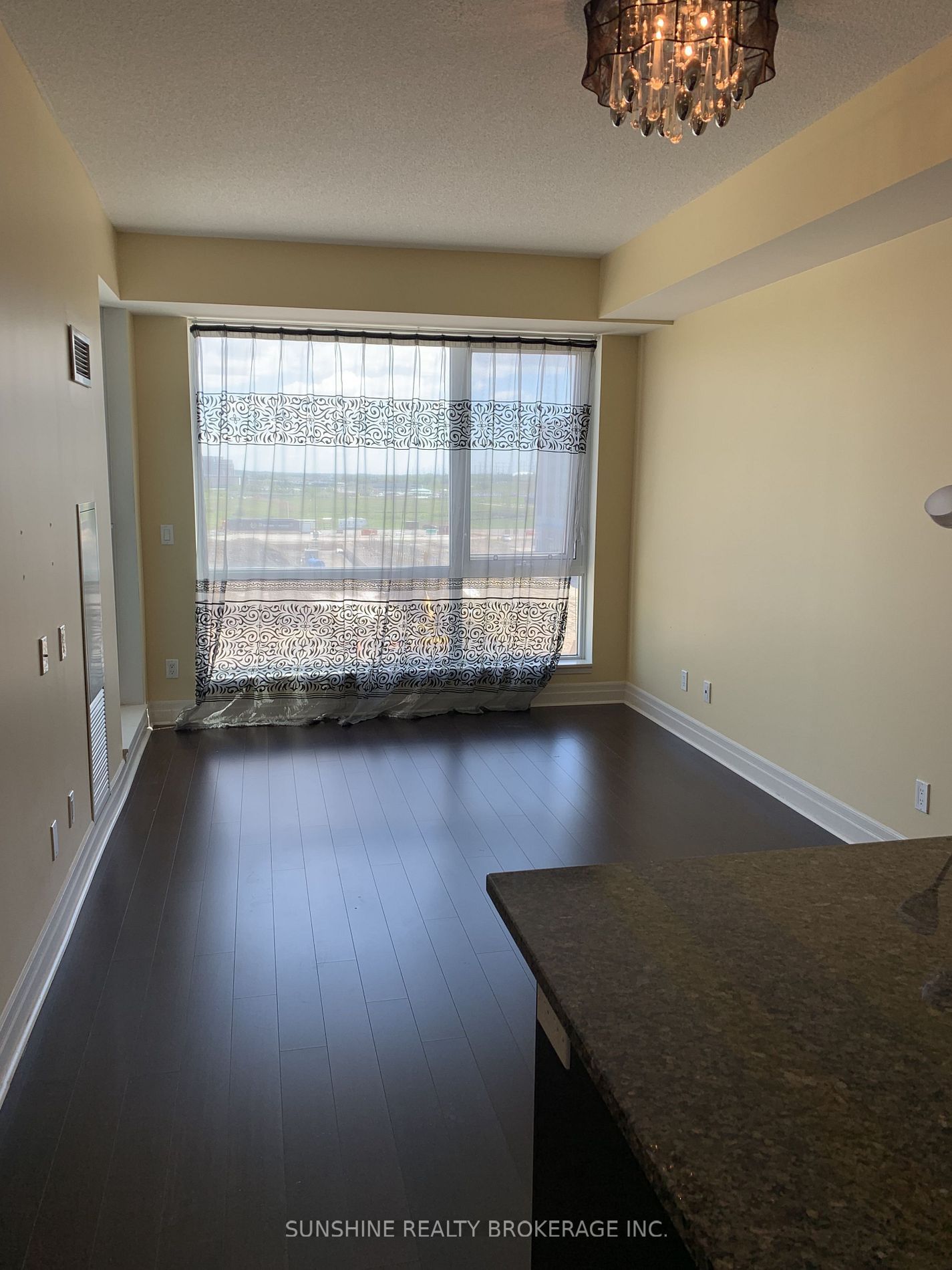 8110 Birchmount Rd, unit 515 for rent