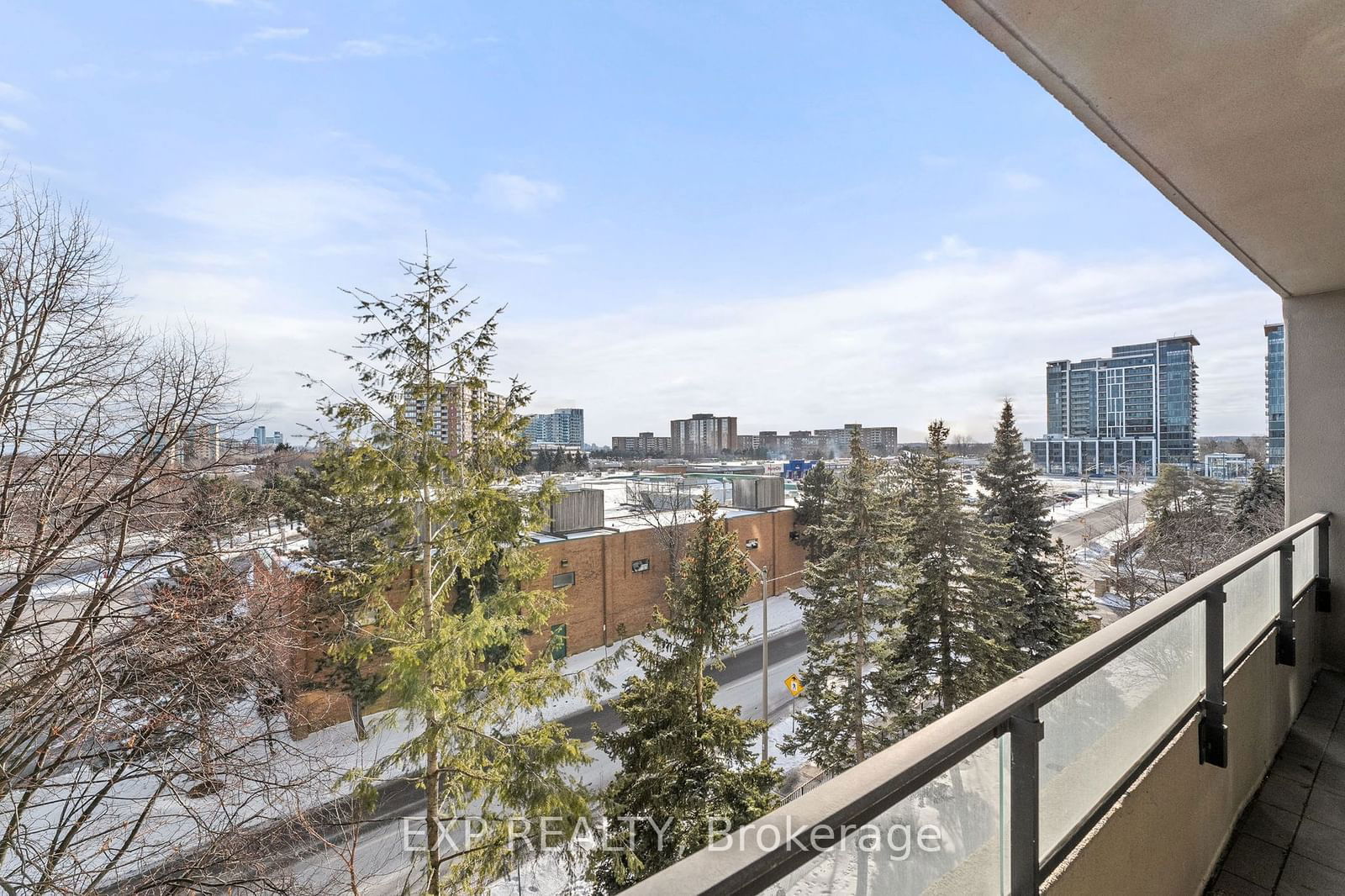 32 Clarissa Dr, unit 521 for sale