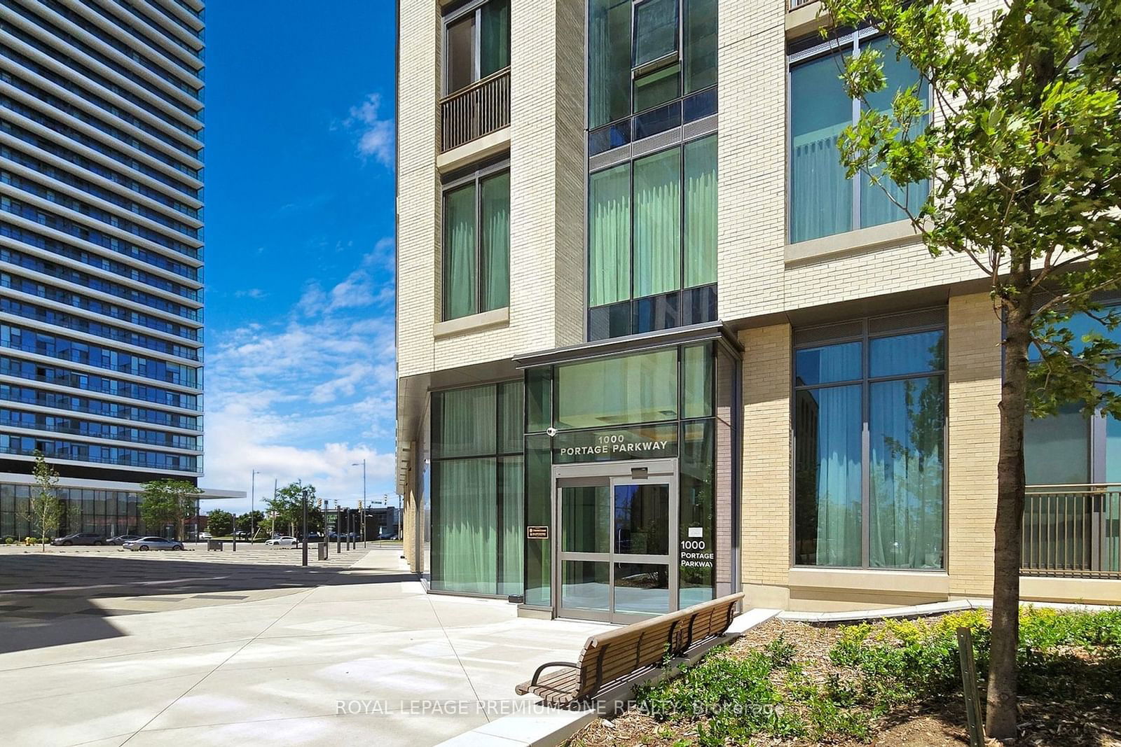 1000 Portage Pkwy, unit 1810 for sale