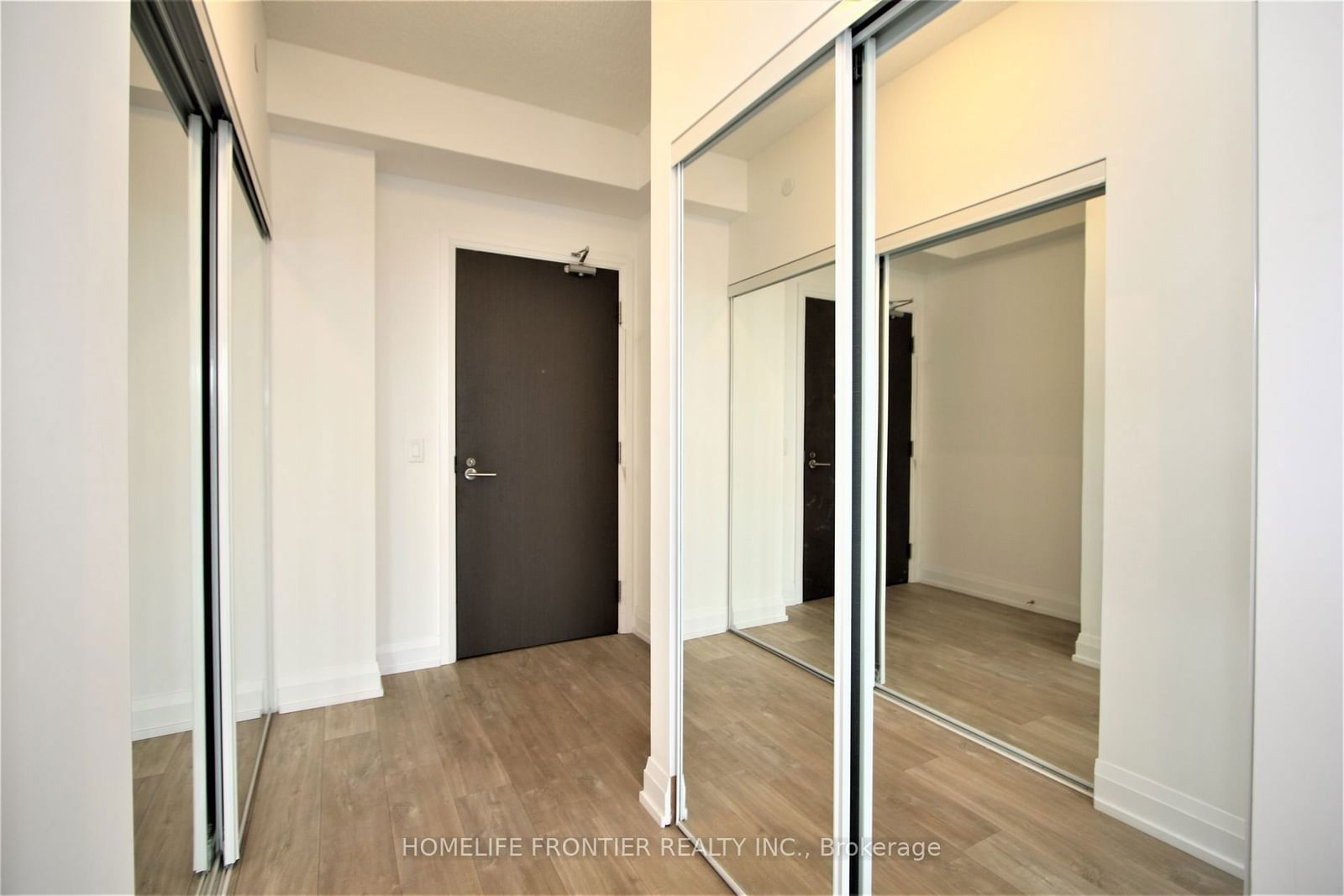 7890 Bathurst St, unit 1911 for rent